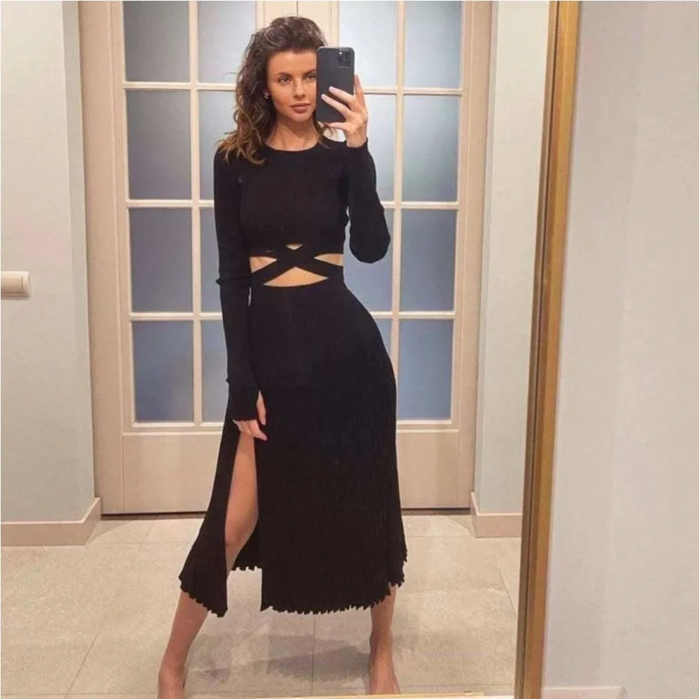#99 Glamorous Black Wrap Long Sleeve Crop Top & Matching Pleated High Rise Skirt - Picture 4 of 8